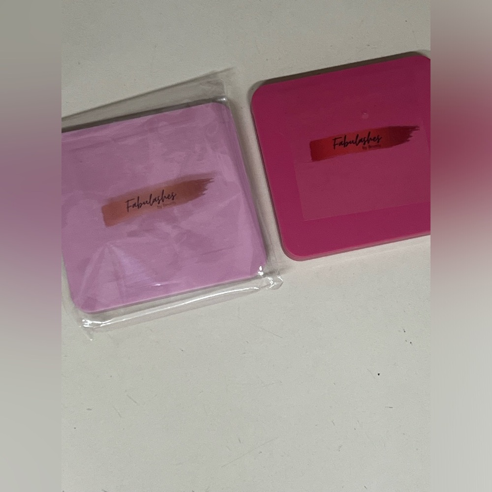 Fabulashes by Beverly Double Sided Portable Makeup Mirror